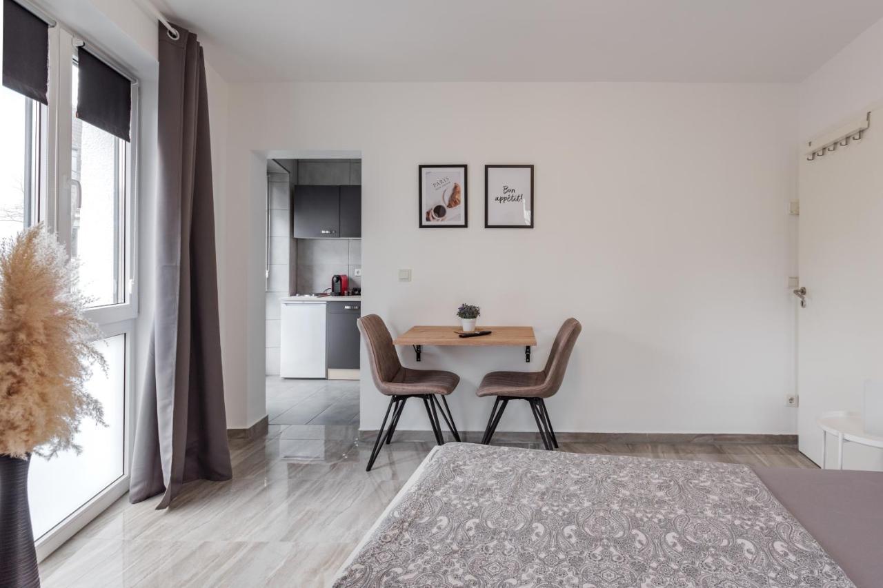 Apartments Cologne Apartment Cologne
